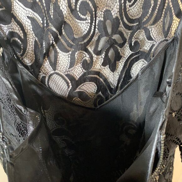 Laundry by Shelli Segal Black Lace Dress size 4 - Picture 4 of 9